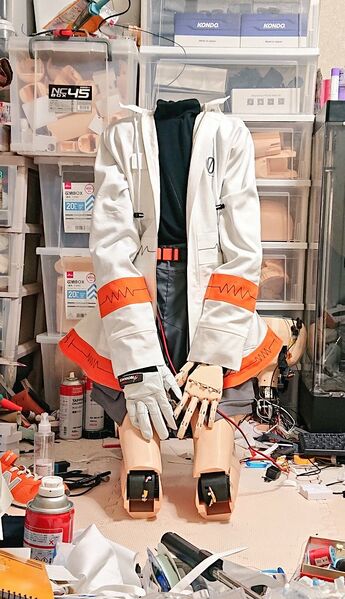 File:足立零机器人服装2.jpg